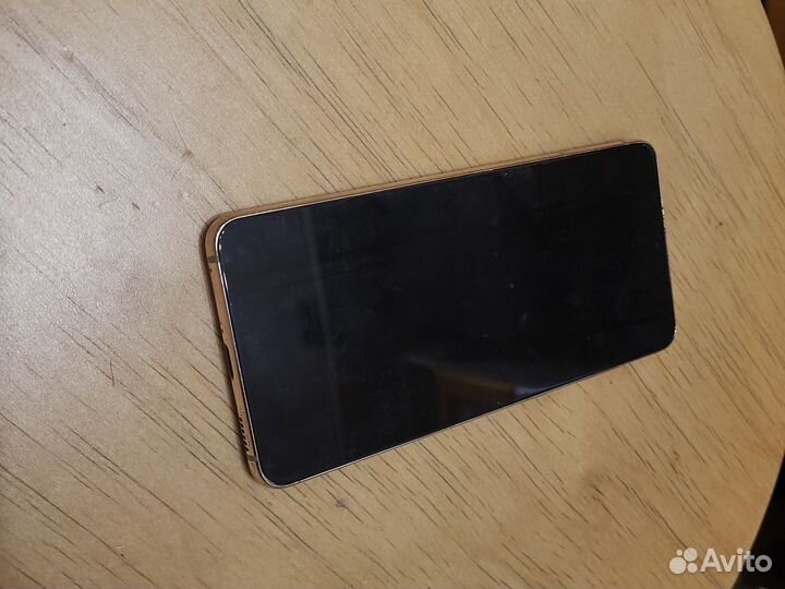 Samsung Galaxy S21, 8/128 ГБ