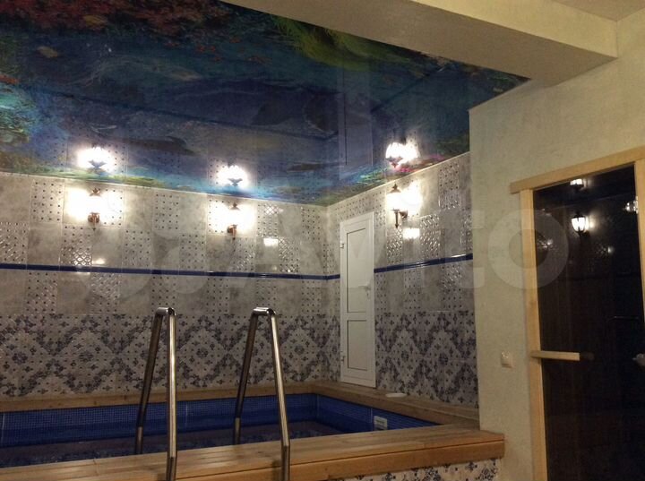 Коттедж 280 м² на участке 7 сот.