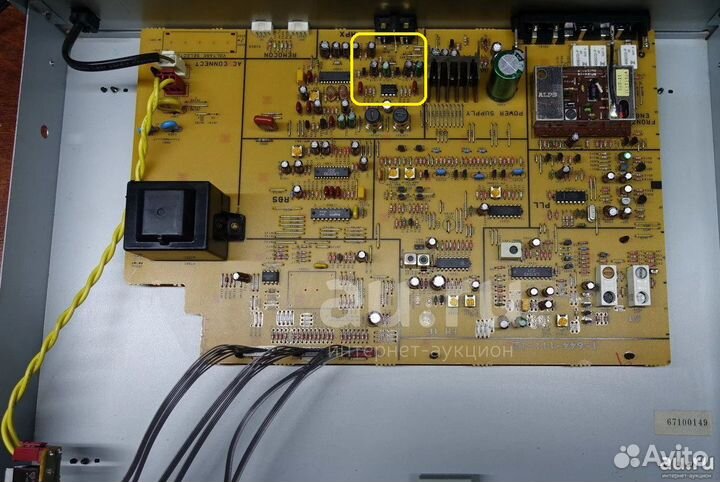 Высококачественный AM/FM-тюнер Sony ST-S590ES