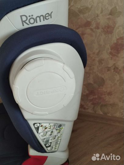 Автомобильное кресло britax romer