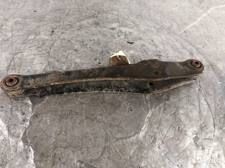 Рычаг поперечный задний Mitsubishi Outlander 3