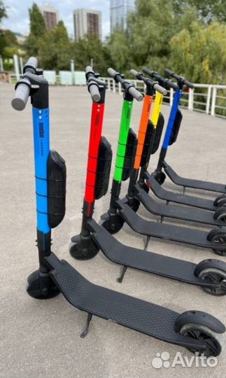 Электросамокат 35km/h Ninebot es4