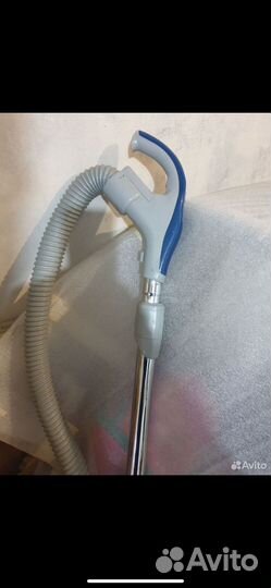 Пылесос LG V-C4161HT