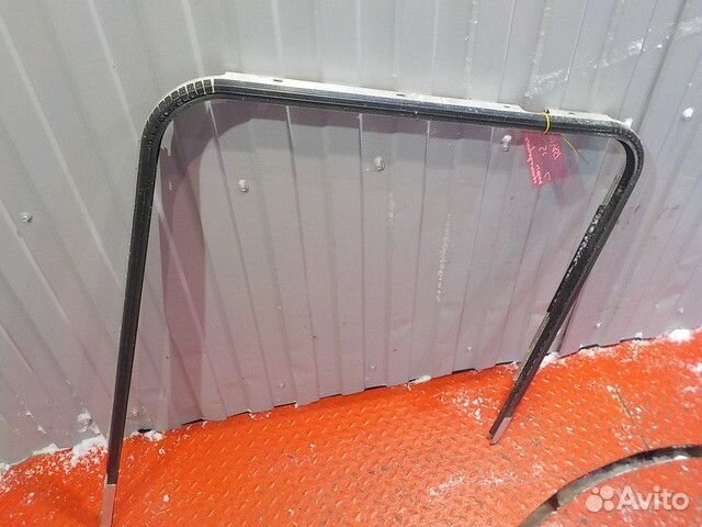 Направляющая стекла Scania P,G,R series 2053176