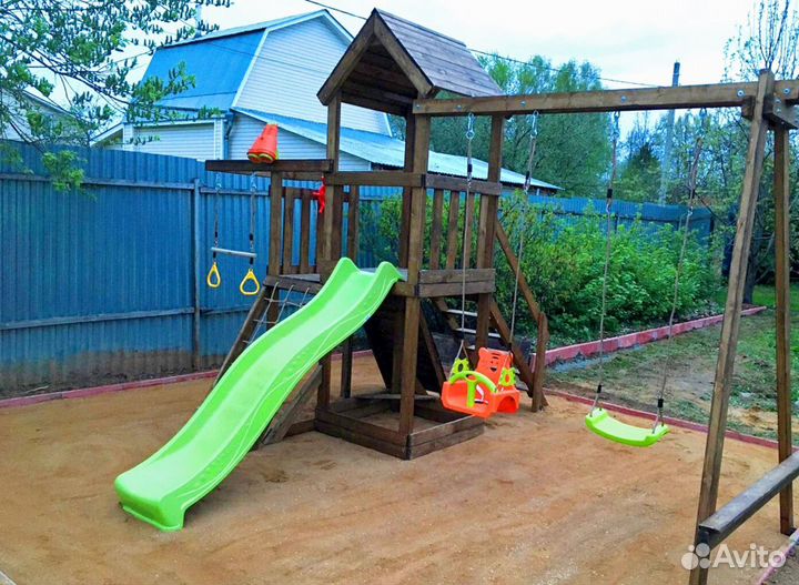 Детский игровой комплекс с горкой