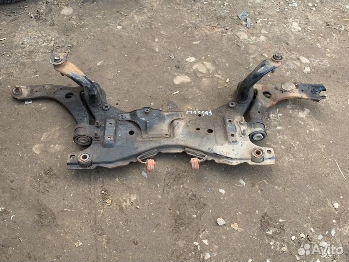 Mazda 3 bk подрамник передний