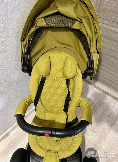 Детский трехколесный велосипед с ручкой