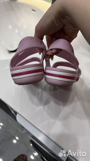 Crocs для девочки j3