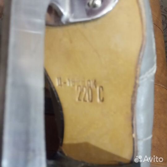 Коньки фигурные женские