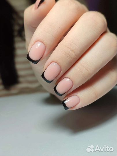 Маникюр, педикюр, брови, ламинирование