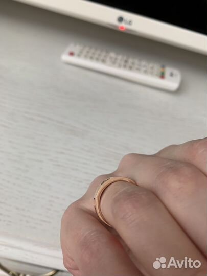Cartier Love кольцо