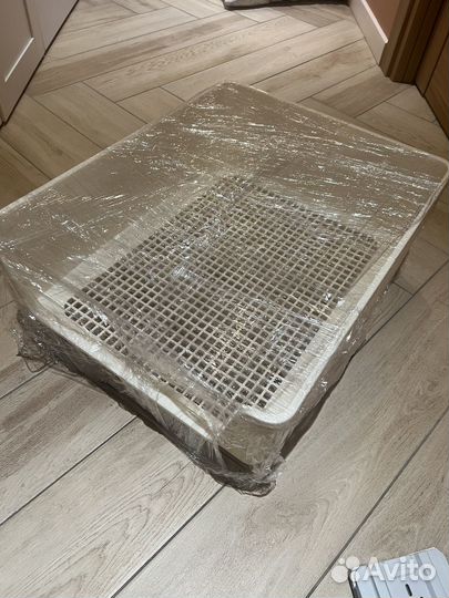 Лоток с бортиками и выдвижным поддоном