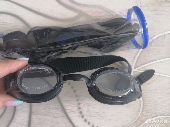 Очки для плавания