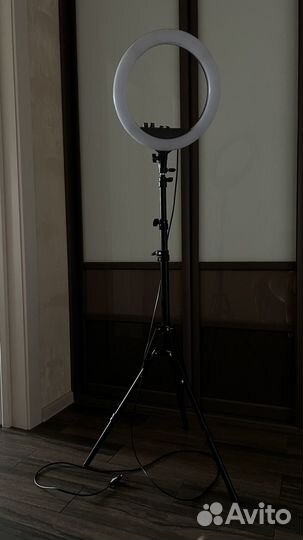 Кольцевая лампа 33 см