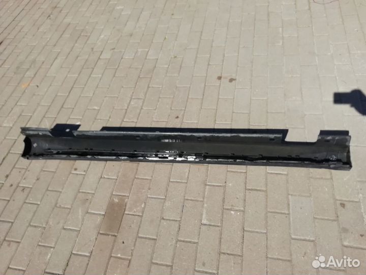 Mercedes benz GLA X156 накладка порога правая