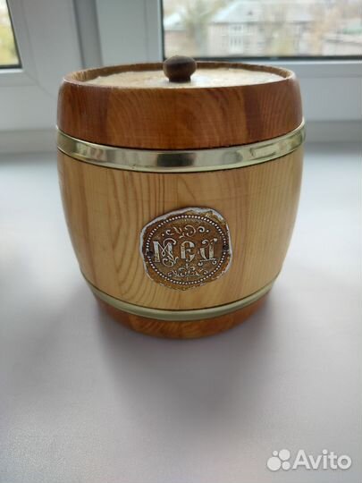 Деревянный бочонок