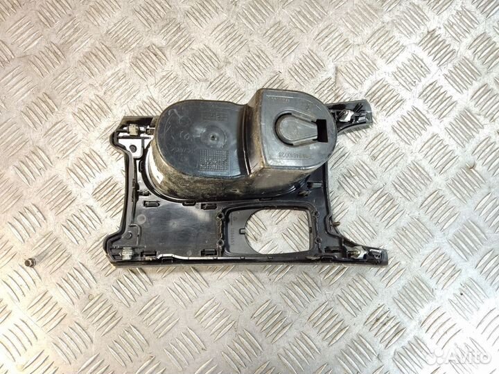 Подстаканник B 246