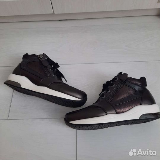 Кроссовки женские спорт-шик Westfalika