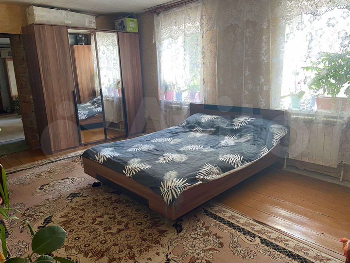 Дом 100 м² на участке 12 сот.