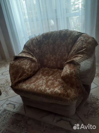 Диван 2 кресла в хорошем состоянии б/у