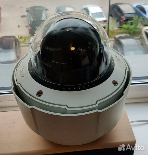 Уличная видеокамера Axis Q6035-E