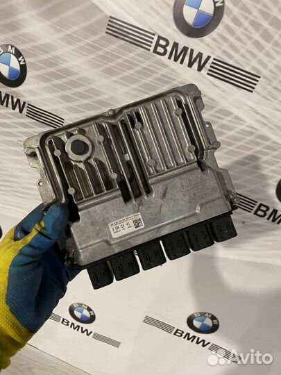 Блок управления двигателем BMW G30