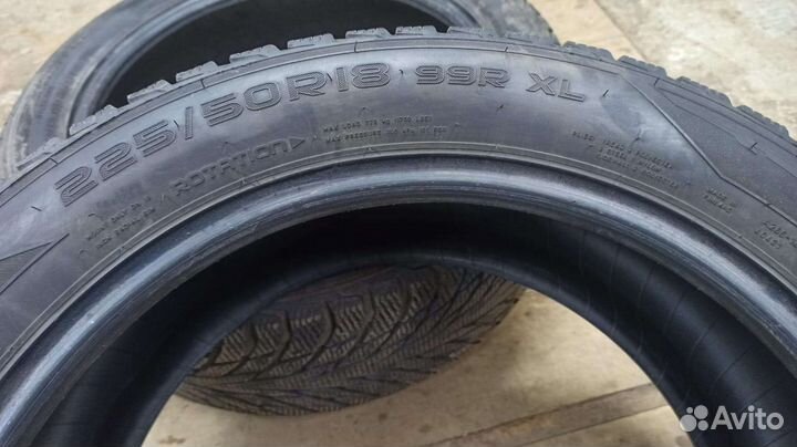 Nokian Tyres Hakkapeliitta R2 225/50 R18 99R