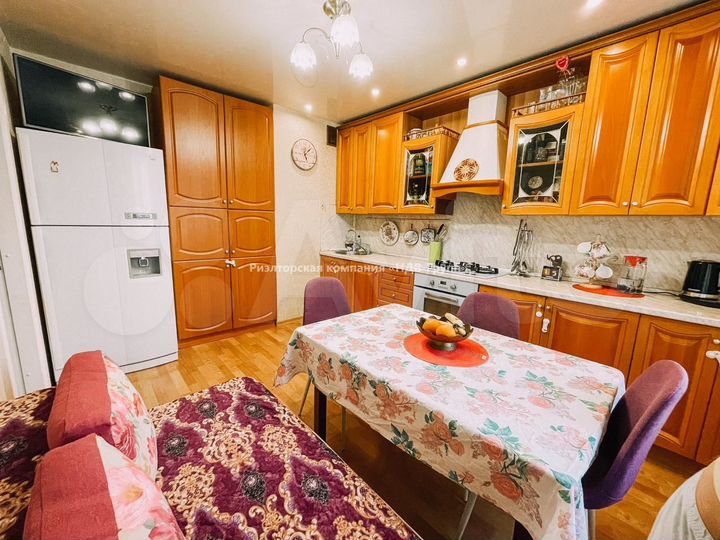 3-к. квартира, 94,1 м², 1/10 эт.