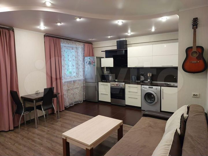 2-к. квартира, 50 м², 3/16 эт.