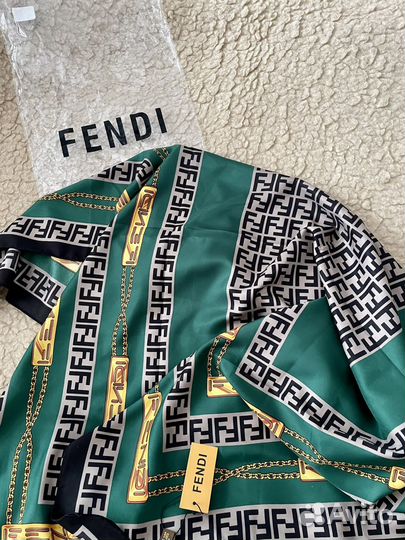 Платок Fendi 