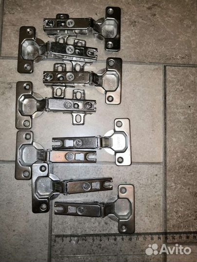 Петли мебельные и газлифт