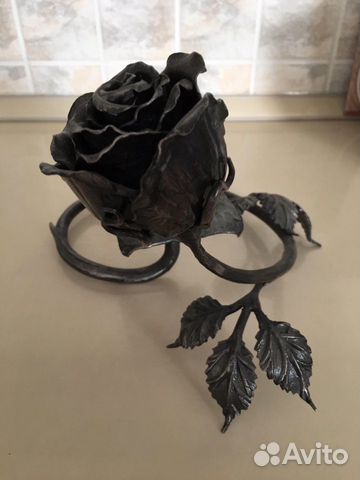 Подсвечник кованная роза