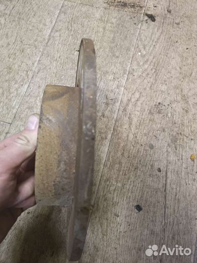 Диск тормозной задний Volkswagen Jetta 5