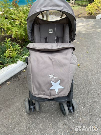 Прогулочная коляска