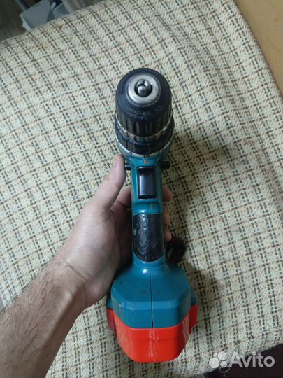 Шуруповерт makita