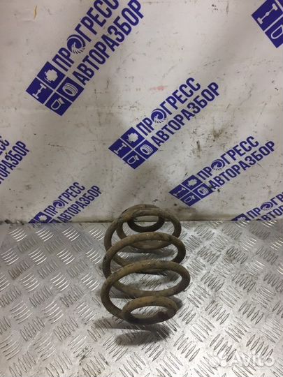 Пружина задняя левая Daewoo Nexia седан 1.5 G15MF