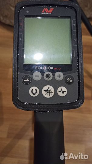 Металлоискатель Minelab equinox 800 мало б/у