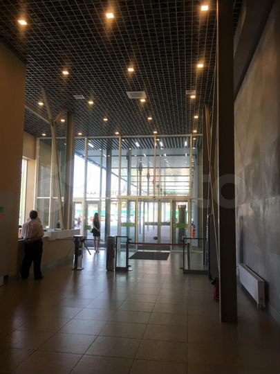 Офис 2000 м2 в бц на Пархоменко