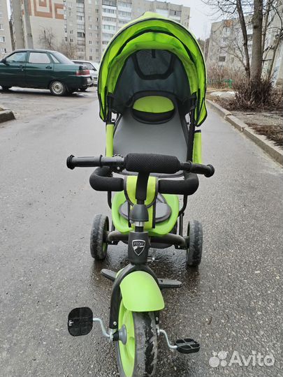 Детский велосипед с родительской ручкой