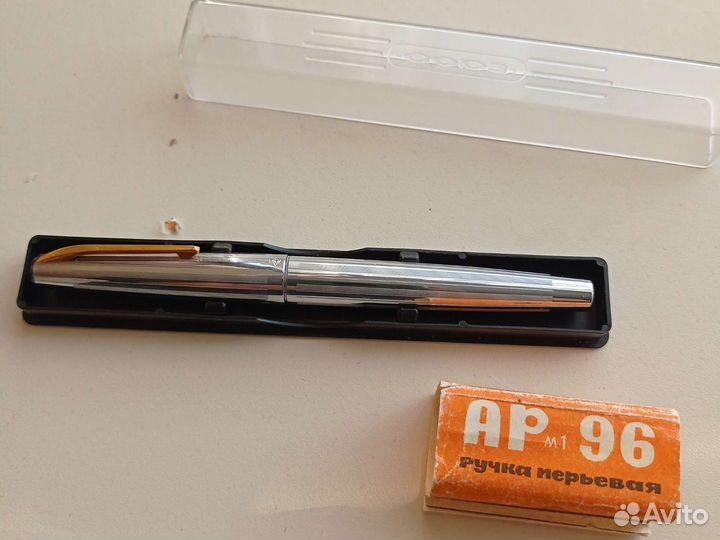 Перьевая ручка Союз золотое перо