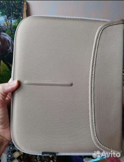 Защитный чехол для планшета