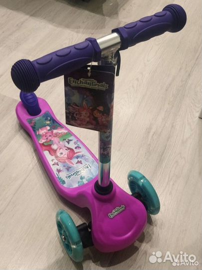 Самокат новый для девочки Enchantimals