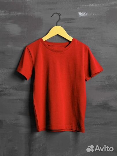 Футболка красная
