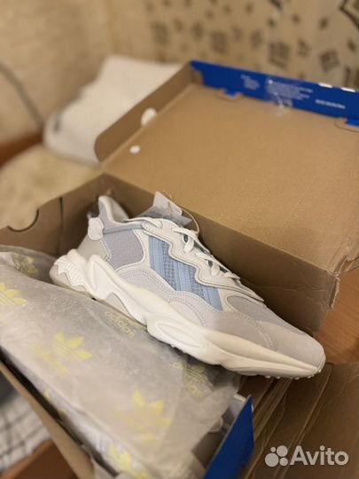 Кроссовки adidas ozweego original