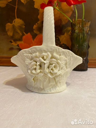 Ваза антикварная, Западная Европа