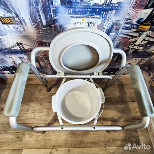 Стул- туалет