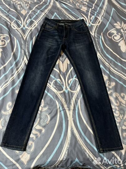 Джинсы мужские