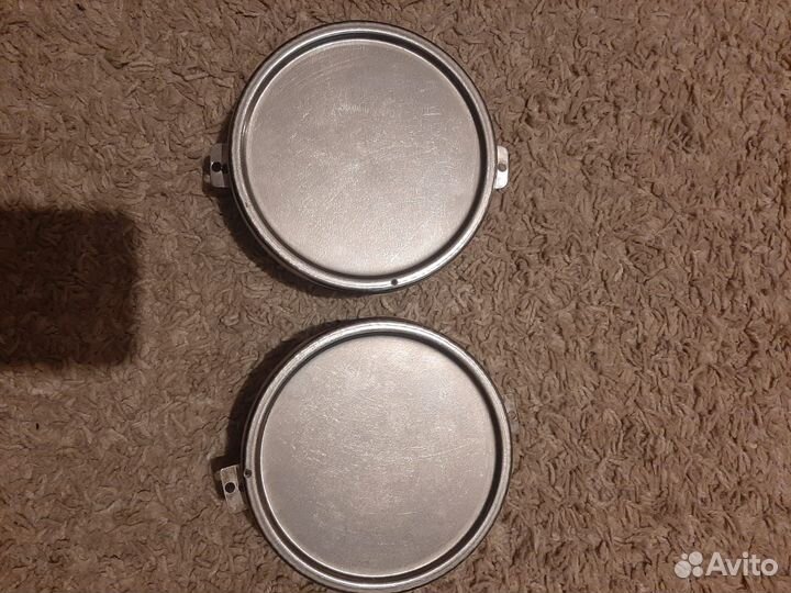 Тарелки походные с крышками
