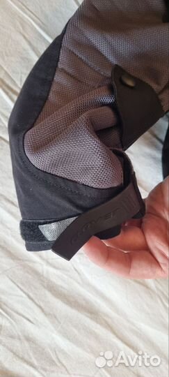 Мотокуртка