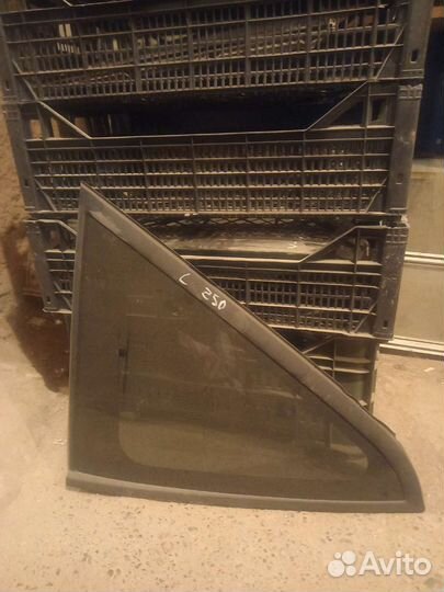 Nissan murano z50 стекло левое заднее